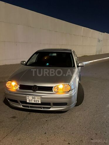 Volkswagen Golf 2001, 28,800 km - 2.0 l - Sumqayıt