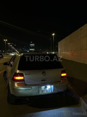 Volkswagen Golf 2001, 28,800 km - 2.0 l - Sumqayıt