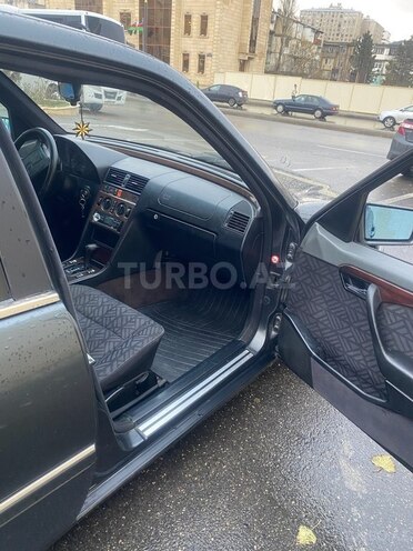 Mercedes C 220 1995, 430,000 km - 2.2 л - Bakı