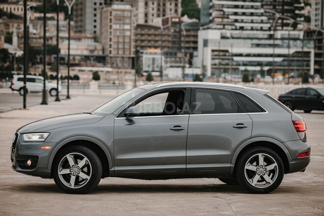 Audi Q3 2015, 150,000 km - 2.0 l - Bakı