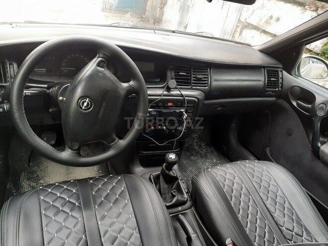 Opel Vectra 1995, 384,000 km - 1.6 л - Bakı
