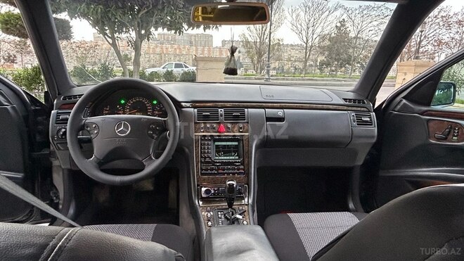 Mercedes E 320 1998, 291,300 km - 3.2 l - Bakı