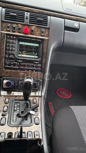 Mercedes E 320 1998, 291,300 km - 3.2 l - Bakı