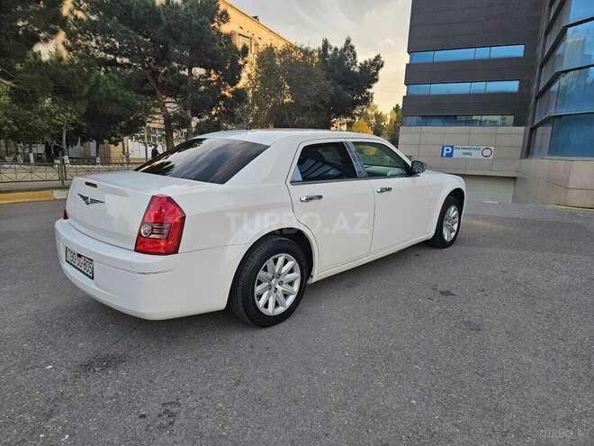 Chrysler 300C 2007, 129,000 km - 2.7 l - Xırdalan