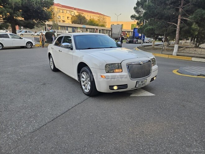 Chrysler 300C 2007, 129,000 km - 2.7 l - Xırdalan