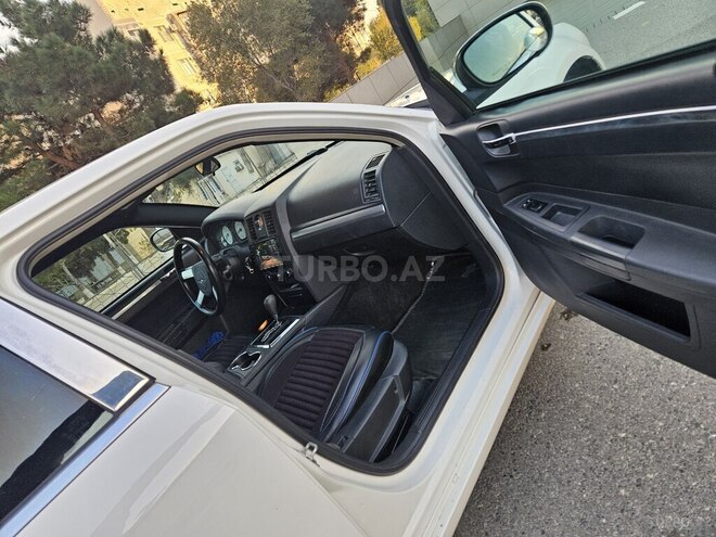 Chrysler 300C 2007, 129,000 km - 2.7 l - Xırdalan