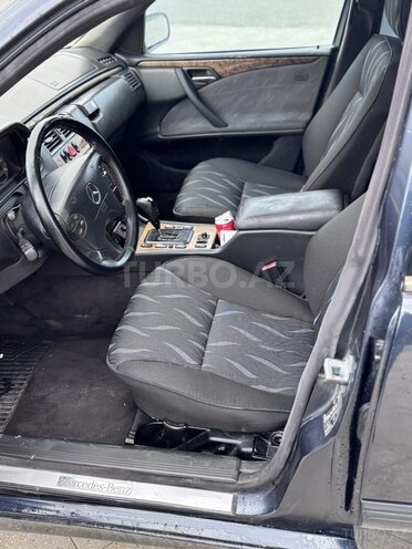 Mercedes E 270 2000, 550,000 km - 2.7 l - Bakı