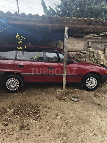 Opel Astra 1993, 254,000 km - 1.8 l - Bakı