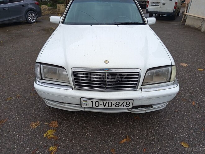Mercedes C 220 1995, 228,000 km - 2.2 l - Bakı