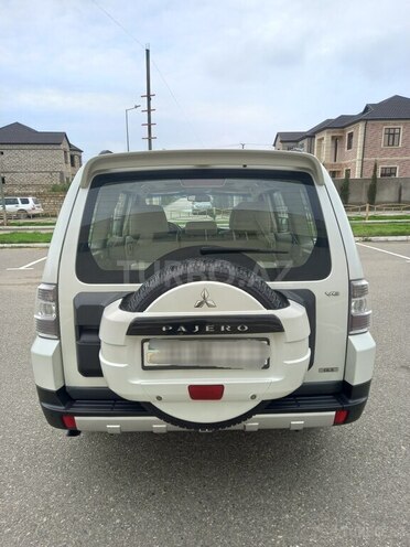 Mitsubishi Pajero 2007, 208,000 km - 3.0 л - Bakı