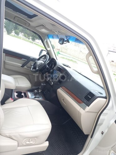 Mitsubishi Pajero 2007, 208,000 km - 3.0 л - Bakı