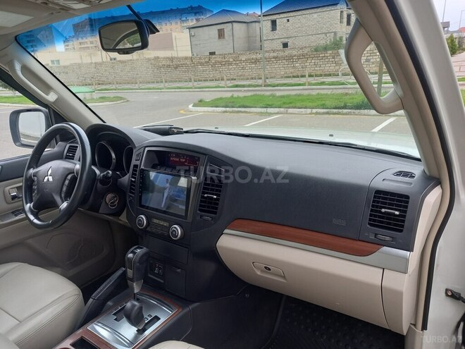 Mitsubishi Pajero 2007, 208,000 km - 3.0 л - Bakı