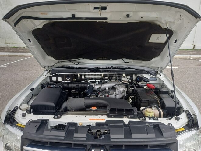 Mitsubishi Pajero 2007, 208,000 km - 3.0 л - Bakı