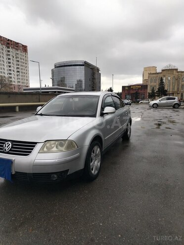 Volkswagen Passat 2004, 380,000 km - 1.8 l - Sumqayıt