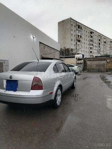 Volkswagen Passat 2004, 380,000 km - 1.8 l - Sumqayıt