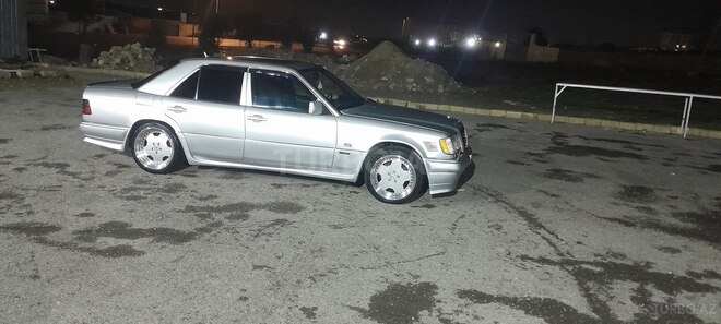 Mercedes E 230 1994, 274,000 km - 2.3 л - Bakı