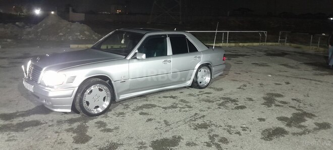 Mercedes E 230 1994, 274,000 km - 2.3 л - Bakı