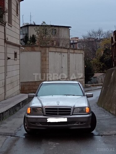 Mercedes C 230 2000, 231,427 km - 2.3 l - Bakı