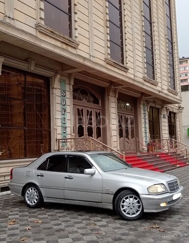 Mercedes C 230 2000, 231,427 km - 2.3 l - Bakı