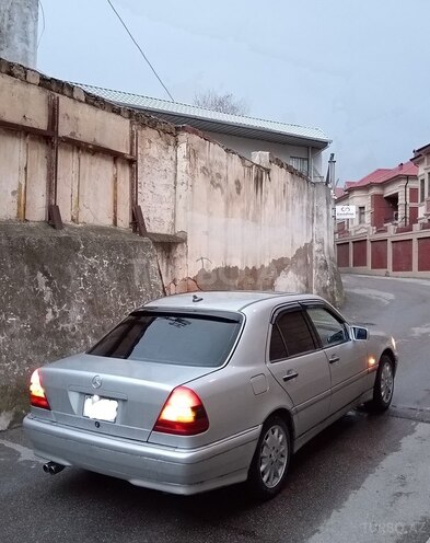 Mercedes C 230 2000, 231,427 km - 2.3 l - Bakı