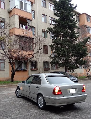 Mercedes C 230 2000, 231,427 km - 2.3 l - Bakı
