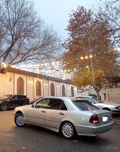 Mercedes C 230 2000, 231,427 km - 2.3 l - Bakı