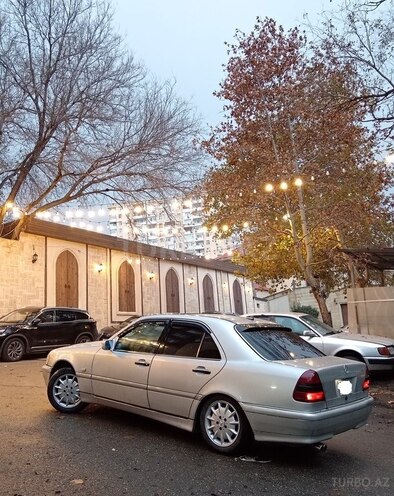 Mercedes C 230 2000, 231,427 km - 2.3 l - Bakı