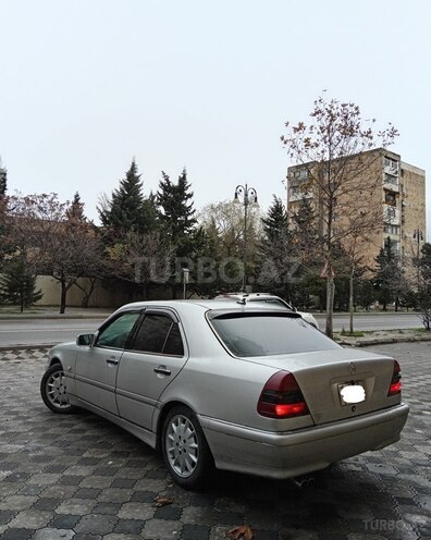 Mercedes C 230 2000, 231,427 km - 2.3 l - Bakı