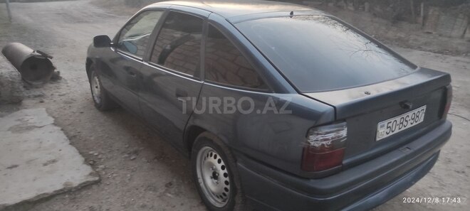 Opel Vectra 1994, 425,556 km - 1.7 l - Tovuz
