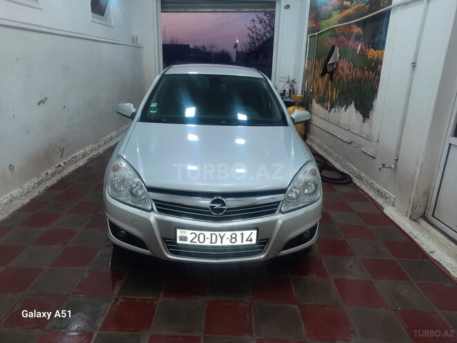 Opel Astra 2009, 335,000 km - 1.3 л - Gəncə