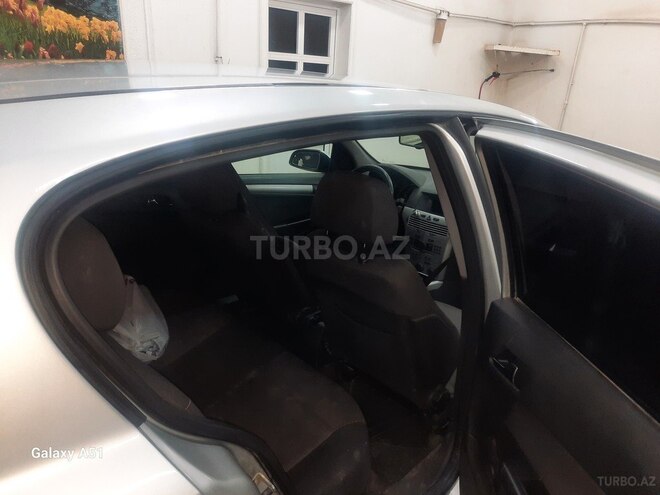 Opel Astra 2009, 335,000 km - 1.3 л - Gəncə