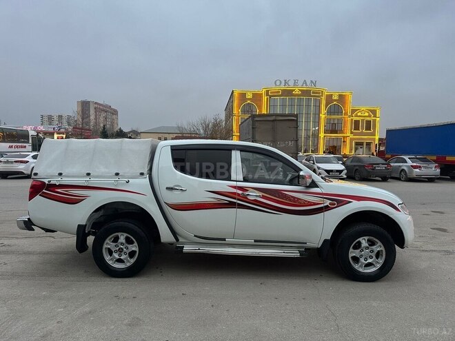 Mitsubishi L200 2008, 212,000 km - 2.5 l - Bakı