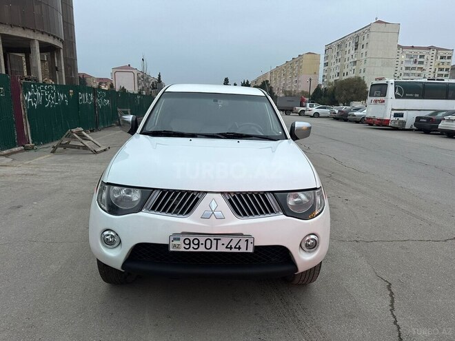 Mitsubishi L200 2008, 212,000 km - 2.5 l - Bakı