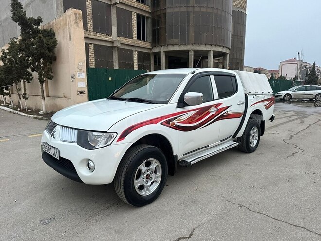 Mitsubishi L200 2008, 212,000 km - 2.5 l - Bakı