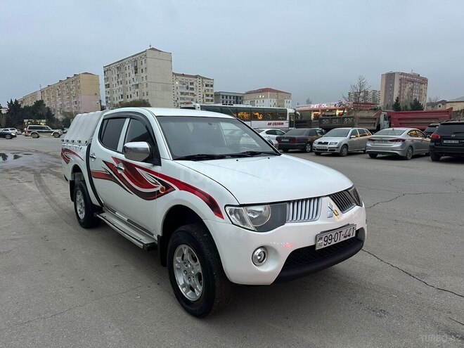 Mitsubishi L200 2008, 212,000 km - 2.5 l - Bakı
