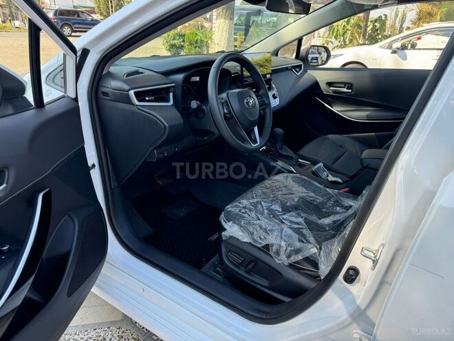 Toyota Corolla-10