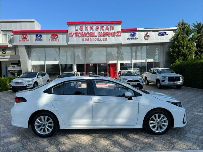Toyota Corolla-5