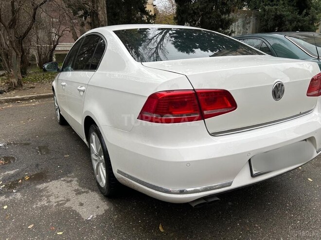 Volkswagen Passat 2013, 300,000 km - 1.8 l - Bakı