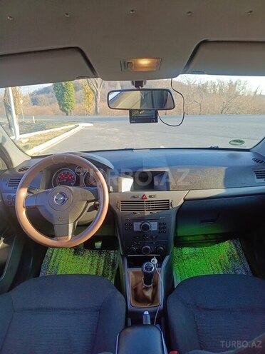 Opel Astra 2006, 310,000 km - 1.4 l - Zaqatala