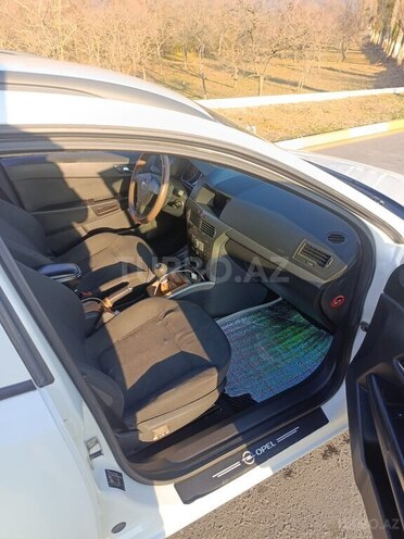 Opel Astra 2006, 310,000 km - 1.4 l - Zaqatala