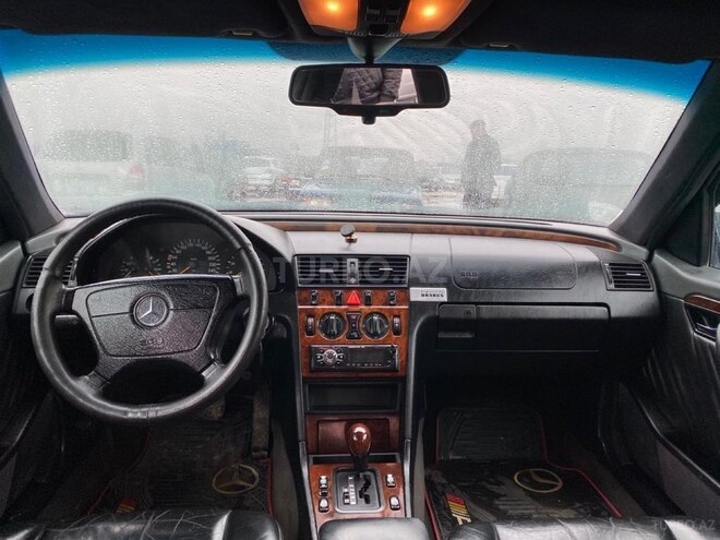 Mercedes C 280 1995, 256,000 km - 2.8 л - Bakı