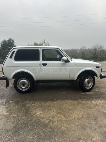 LADA (VAZ) Niva 2016, 65,000 km - 1.7 л - Astara