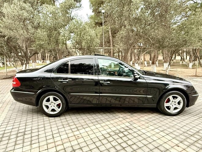 Mercedes E 240 2004, 310,000 km - 2.4 l - Xırdalan