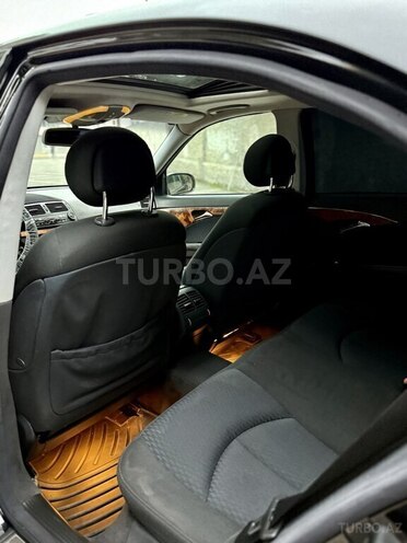 Mercedes E 240 2004, 310,000 km - 2.4 l - Xırdalan