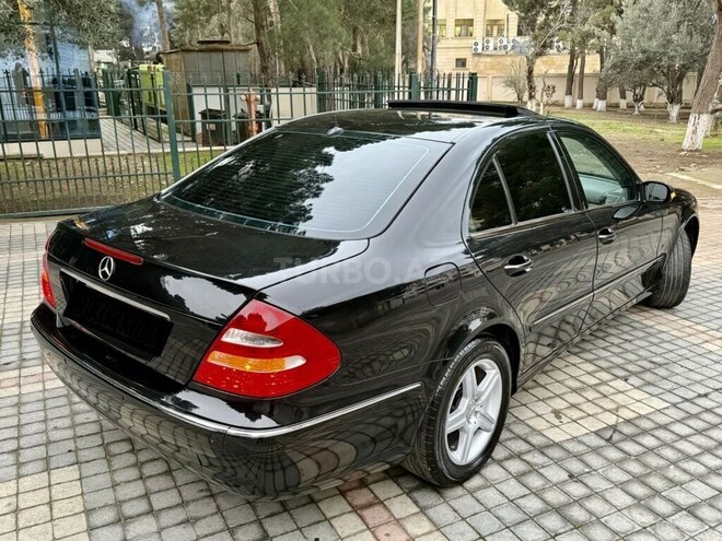 Mercedes E 240 2004, 310,000 km - 2.4 l - Xırdalan