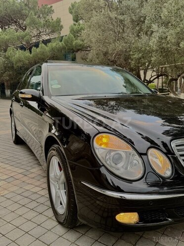 Mercedes E 240 2004, 310,000 km - 2.4 l - Xırdalan