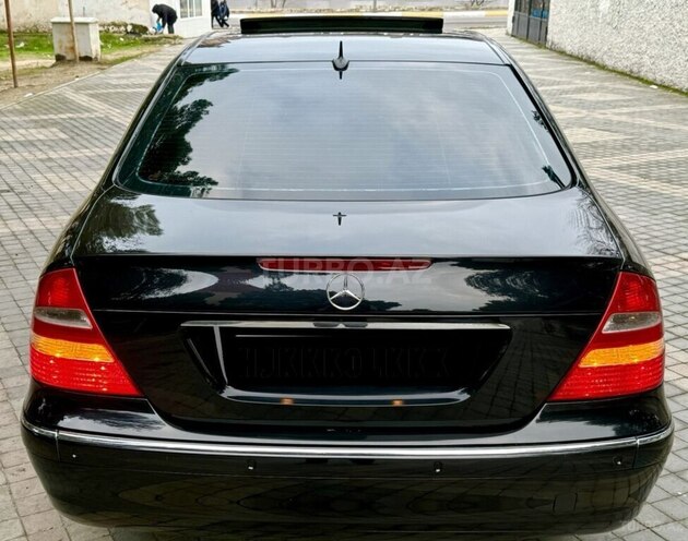 Mercedes E 240 2004, 310,000 km - 2.4 l - Xırdalan