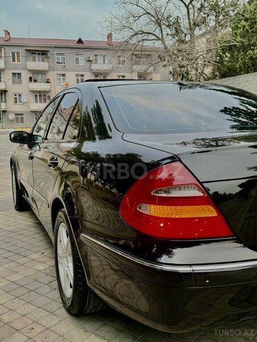Mercedes E 240 2004, 310,000 km - 2.4 l - Xırdalan
