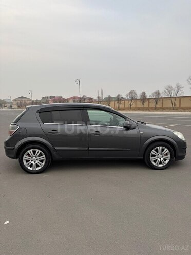 Opel Astra 2009, 263,000 km - 1.3 l - Naxçıvan