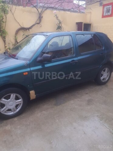 Volkswagen Golf 1993, 100,000 km - 1.8 l - Bakı